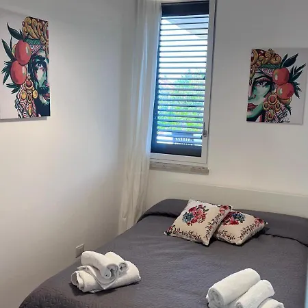 Semesterbostad Capri *